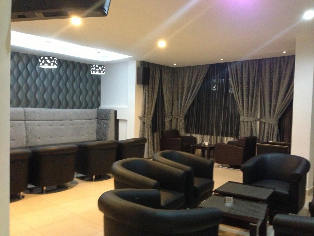 Airport Plaza Hotel Juba Exterior photo